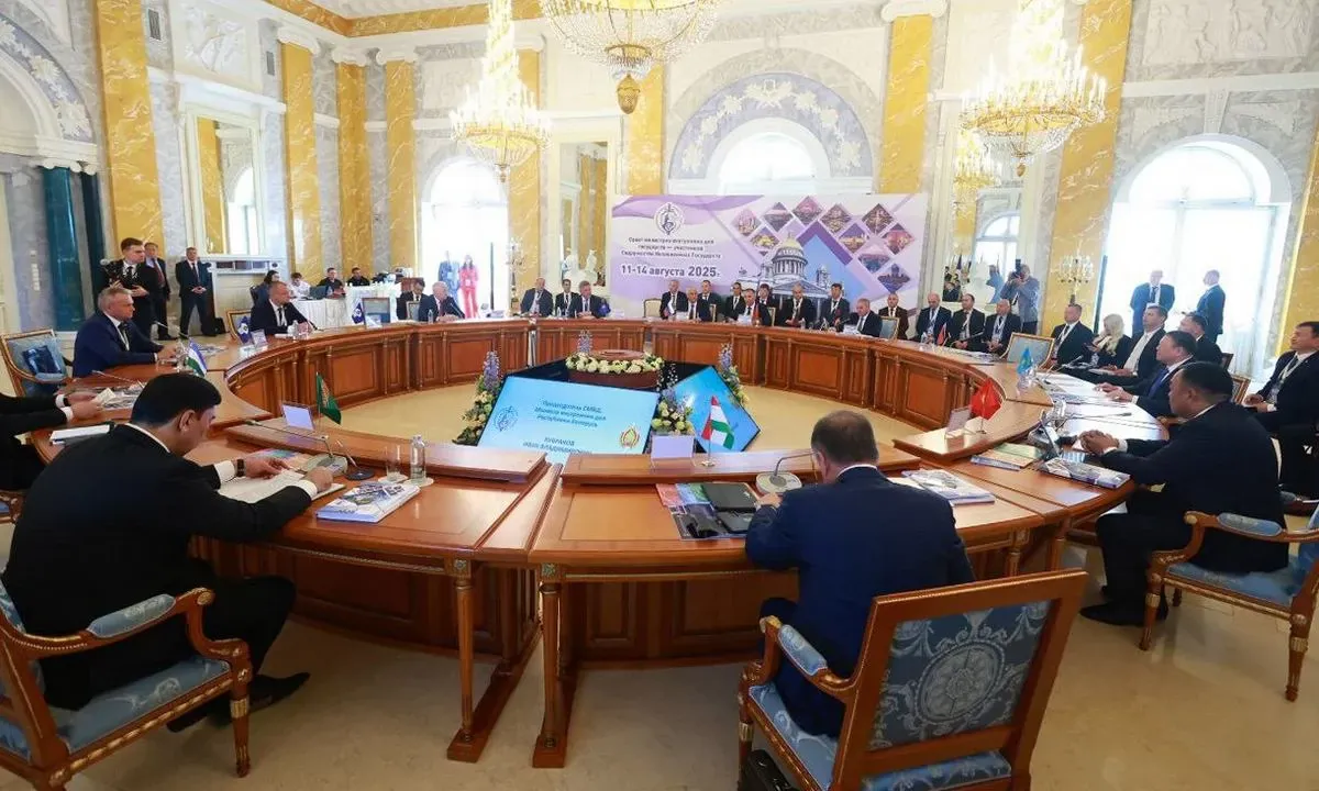 12 августа 2025 года
