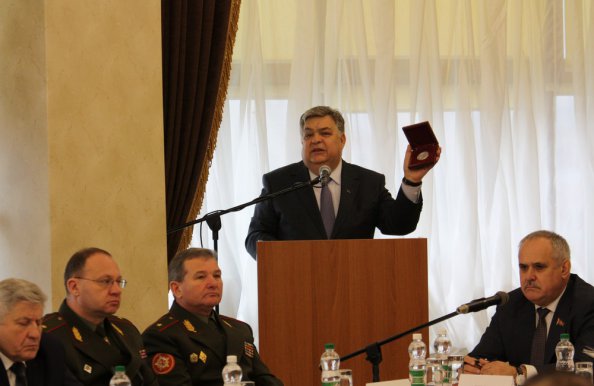 Азербайджан является активным участником многостороннего сотрудничества на пространстве СНГ, вносит весомый вклад в реализацию значимых документов – В.Гуминский