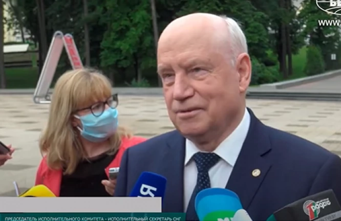 В Минске прошла церемония открытия Аллеи Дружбы в честь 75-летия Победы в Великой Отечественной войне 1941–1945 годов