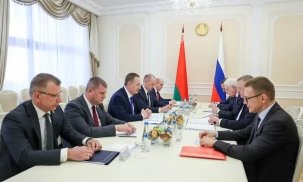 Премьер-министр Беларуси А.Турчин и Заместитель Председателя Правительства России А.Оверчук рассмотрели актуальные вопросы взаимного сотрудничества и обсудили рост товарооборота