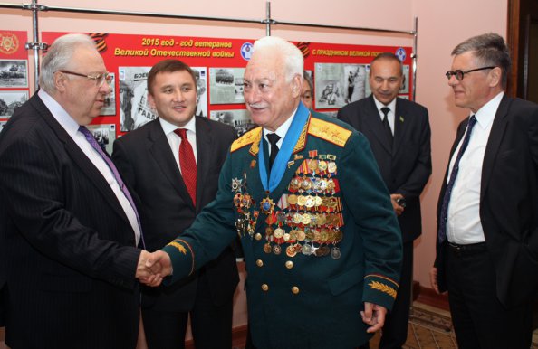 В штаб-квартире СНГ в Минске открылась фотовыставка, посвященная Дню Победы