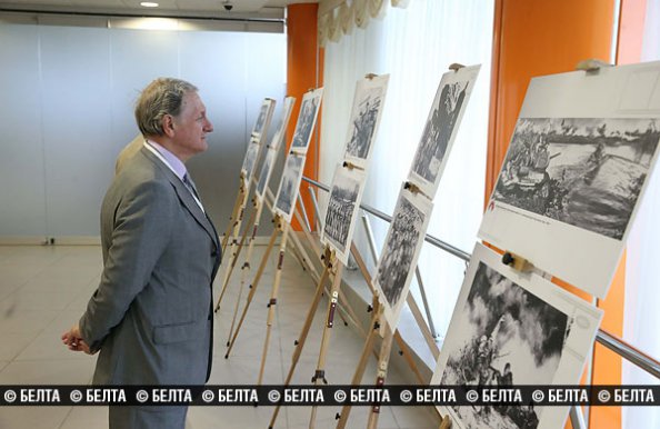 В рамках Х Белорусского международного медиафорума открылась фотовыставка "Этапы Великой Победы"