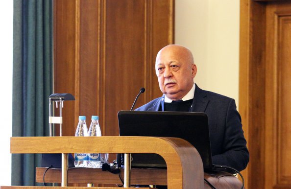 Фоторепортаж работы секции «Взаимодействие государств – участников СНГ в сфере культуры, туризма, спорта и молодежной политики» на конференции, посвященной 25-летию СНГ