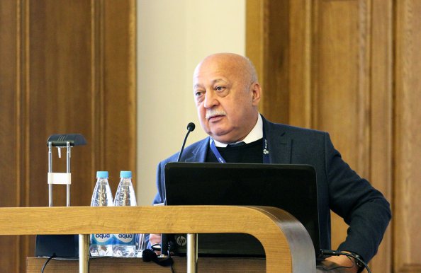 Фоторепортаж работы секции «Взаимодействие государств – участников СНГ в сфере культуры, туризма, спорта и молодежной политики» на конференции, посвященной 25-летию СНГ