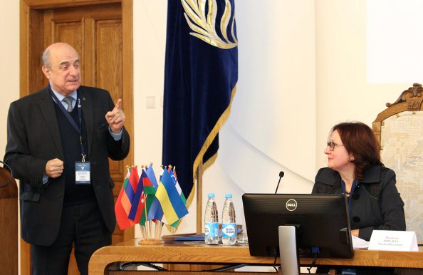 Фоторепортаж работы секции «Взаимодействие государств – участников СНГ в сфере культуры, туризма, спорта и молодежной политики» на конференции, посвященной 25-летию СНГ