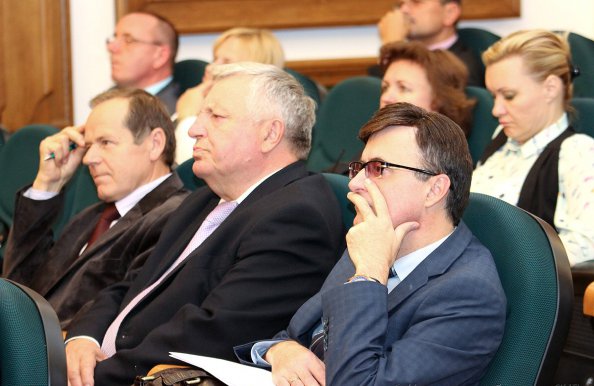 Фоторепортаж работы секции «Взаимодействие государств – участников СНГ в сфере культуры, туризма, спорта и молодежной политики» на конференции, посвященной 25-летию СНГ