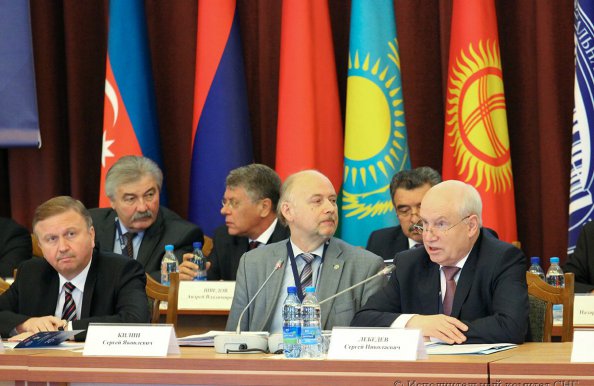 Фоторепортаж открытия Международной научно-практической конференции «25 лет Содружеству Независимых Государств: итоги, перспективы»