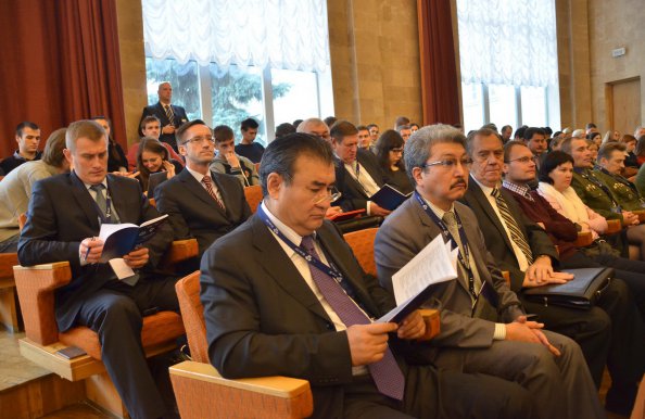 Фоторепортаж открытия Международной научно-практической конференции «25 лет Содружеству Независимых Государств: итоги, перспективы»