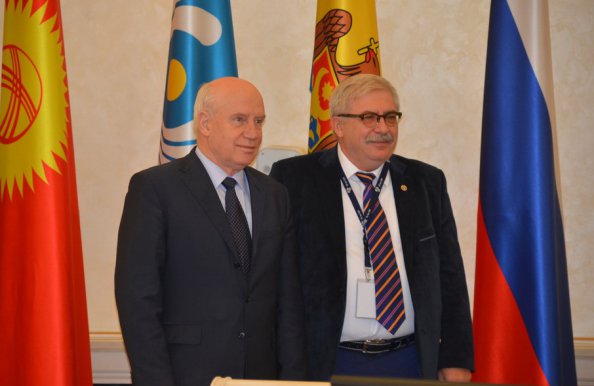 Фоторепортаж второго дня работы Международной научно-практической конференции «25 лет Содружеству Независимых Государств: итоги, перспективы»