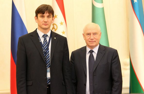 Фоторепортаж второго дня работы Международной научно-практической конференции «25 лет Содружеству Независимых Государств: итоги, перспективы»