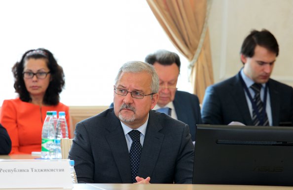 Фоторепортаж второго дня работы Международной научно-практической конференции «25 лет Содружеству Независимых Государств: итоги, перспективы»