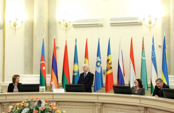 Минским школьникам, создавшим видеоролик, посвященный 25-летию СНГ, вручена Благодарность Председателя Исполкома СНГ