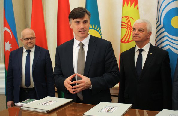 Гашение марки к 100-летию БЕЛТА состоялось в Минске в рамках заседания Информсовета СНГ