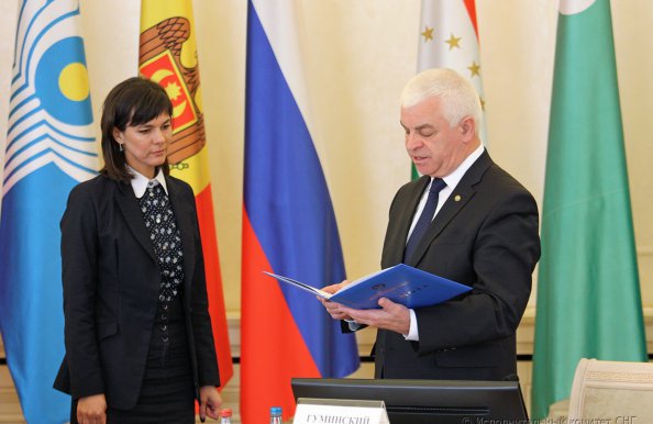 Гашение марки к 100-летию БЕЛТА состоялось в Минске в рамках заседания Информсовета СНГ