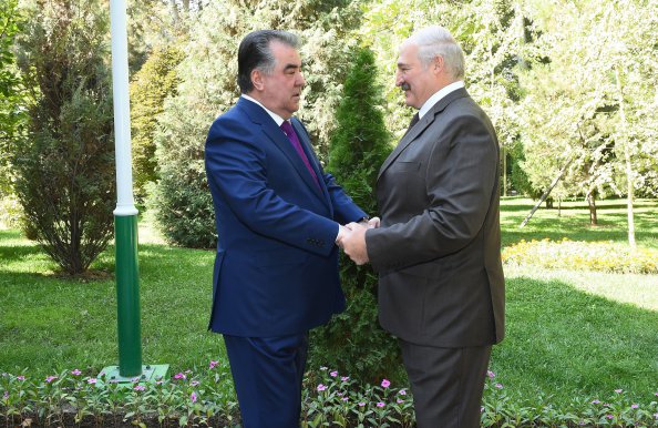 В Душанбе состоялось заседание Совета глав государств СНГ