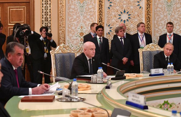 В Душанбе состоялось заседание Совета глав государств СНГ