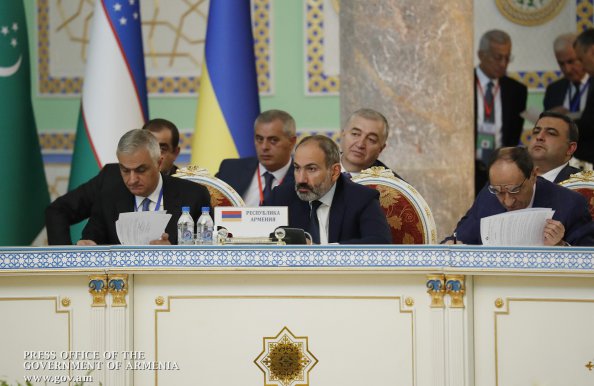 В Душанбе состоялось заседание Совета глав государств СНГ